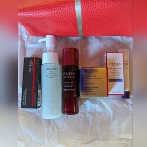 Shiseido Skincare Set with Red cosmetic bag NWT.